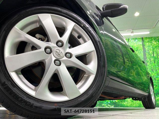 Toyota AQUA 2013-10 8665797-12