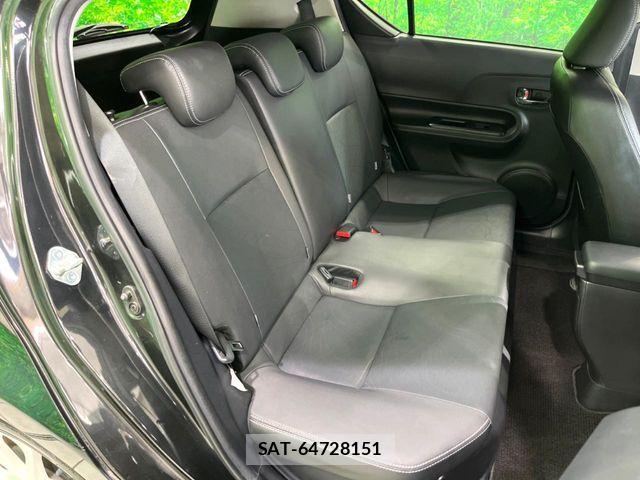 Toyota AQUA 2013-10 8665797-8