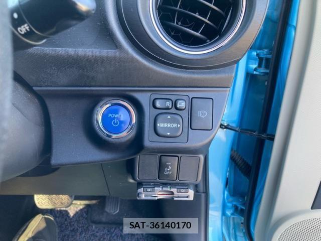 Toyota AQUA 2012-03 8685173-11