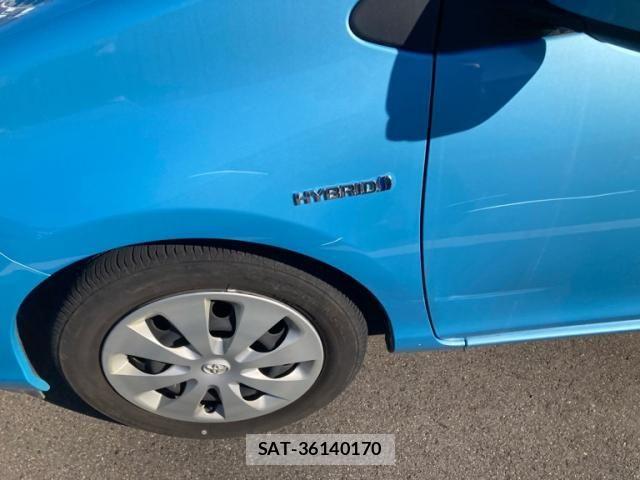 Toyota AQUA 2012-03 8685173-14