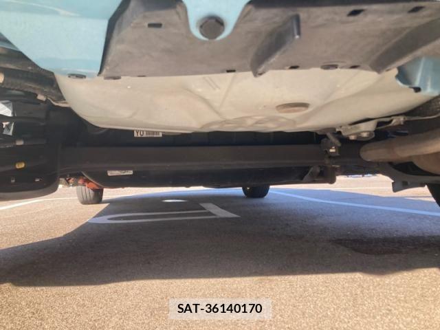 Toyota AQUA 2012-03 8685173-17