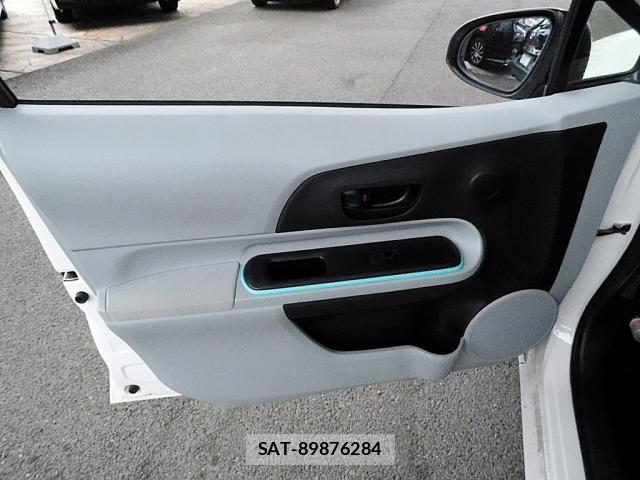Toyota AQUA 2012-07 8685176-22