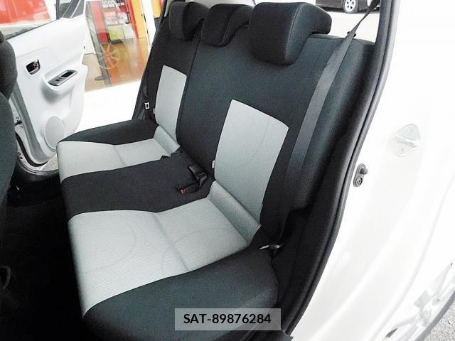 Toyota AQUA 2012-07 8685176-27
