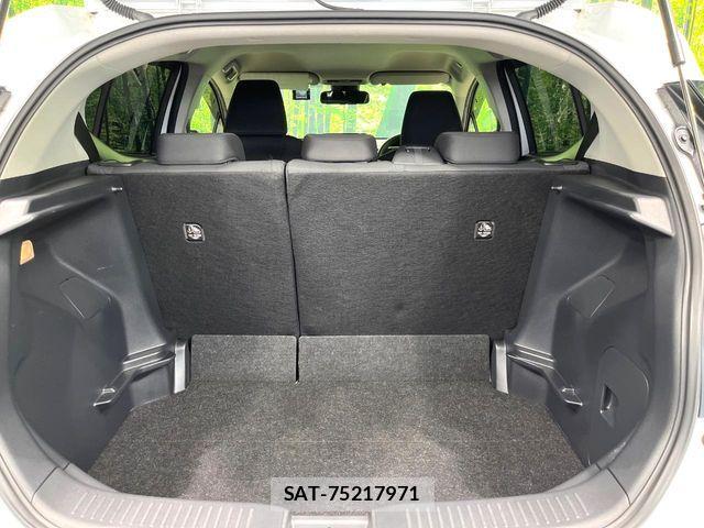 Toyota AQUA 2021-08 8685161-9