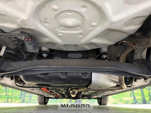 Toyota AQUA 2021-08 8685161-18