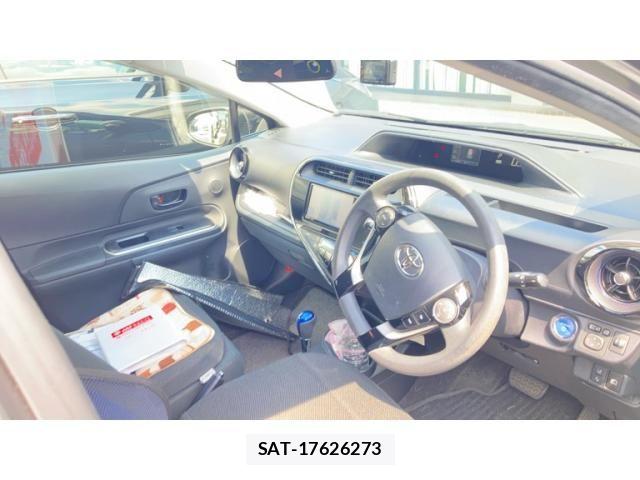 Toyota AQUA 2018-07 8685171-9