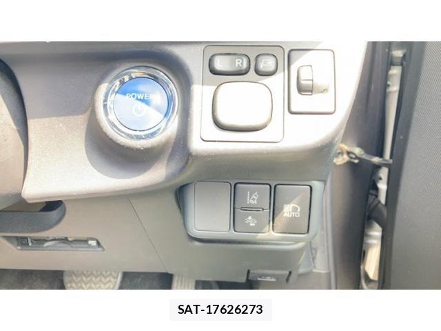 Toyota AQUA 2018-07 8685171-11