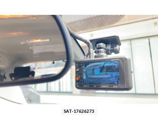 Toyota AQUA 2018-07 8685171-13