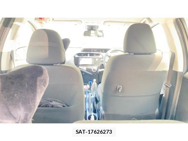 Toyota AQUA 2018-07 8685171-2