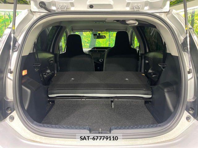 Toyota AQUA 2018-10 8685168-9