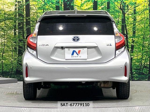 Toyota AQUA 2018-10 8685168-14