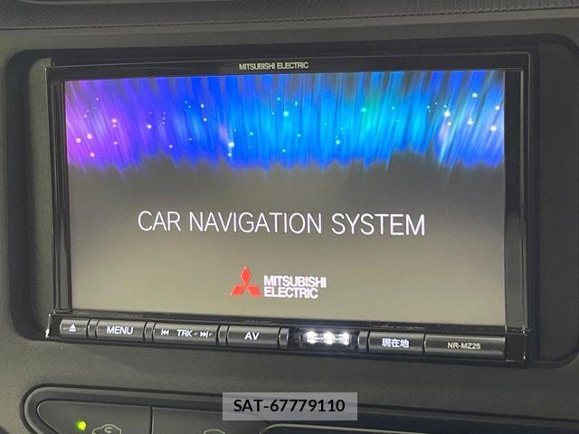 Toyota AQUA 2018-10 8685168-1
