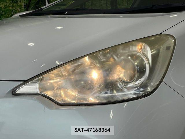 Toyota AQUA 2013-12 8685169-11