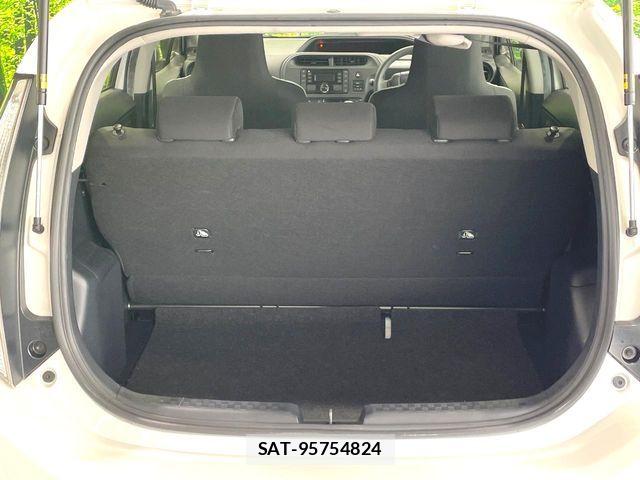 Toyota AQUA 2021-07 8685165-9