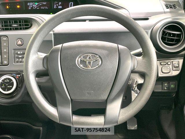 Toyota AQUA 2021-07 8685165-10