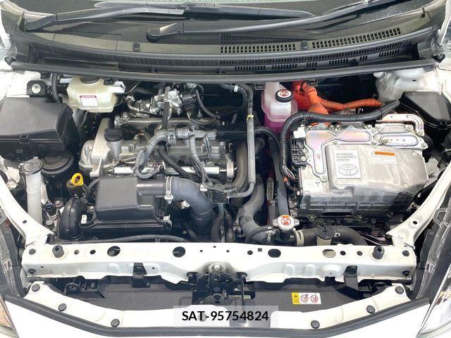 Toyota AQUA 2021-07 8685165-17