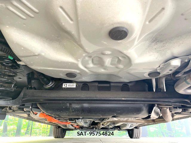 Toyota AQUA 2021-07 8685165-18