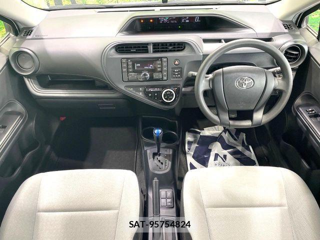 Toyota AQUA 2021-07 8685165-1