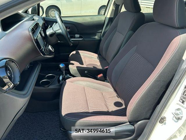 Toyota AQUA 2017-10 8685167-15