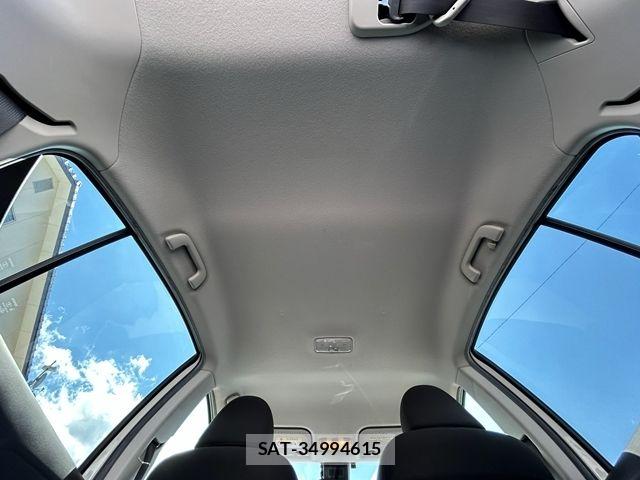 Toyota AQUA 2017-10 8685167-19