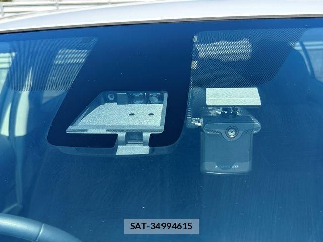 Toyota AQUA 2017-10 8685167-24