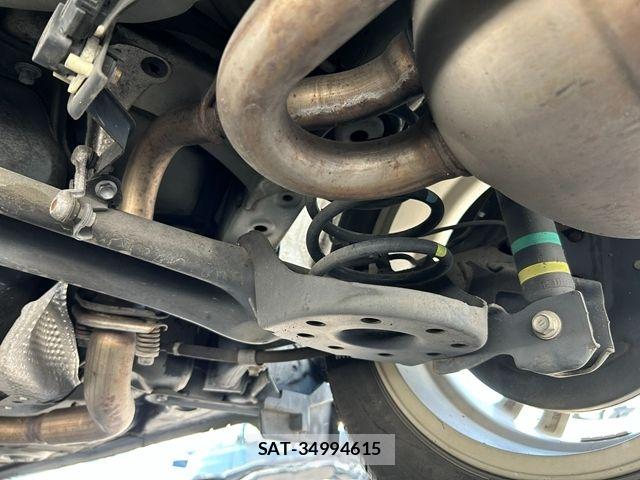Toyota AQUA 2017-10 8685167-26