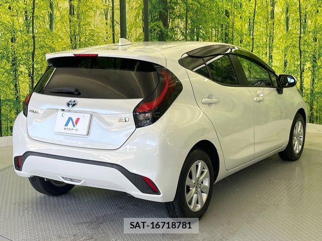 Toyota AQUA 2021-11 8685159-16