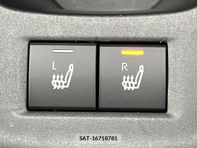 Toyota AQUA 2021-11 8685159-6