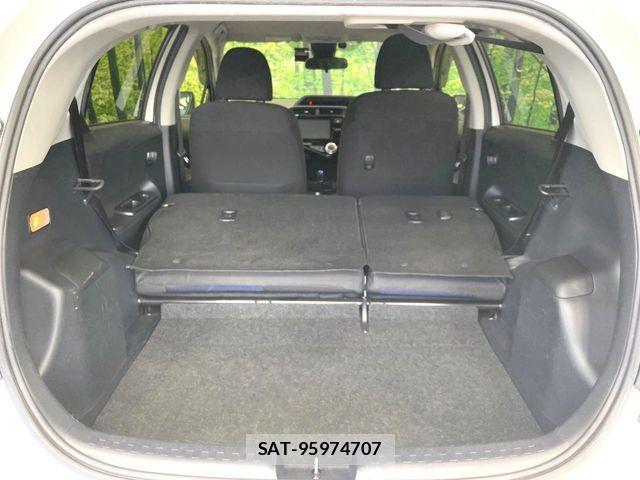 Toyota AQUA 2015-01 8685163-9