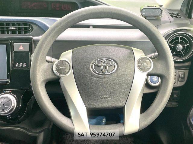 Toyota AQUA 2015-01 8685163-10