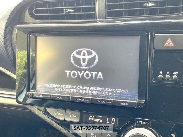Toyota AQUA 2015-01 8685163-3