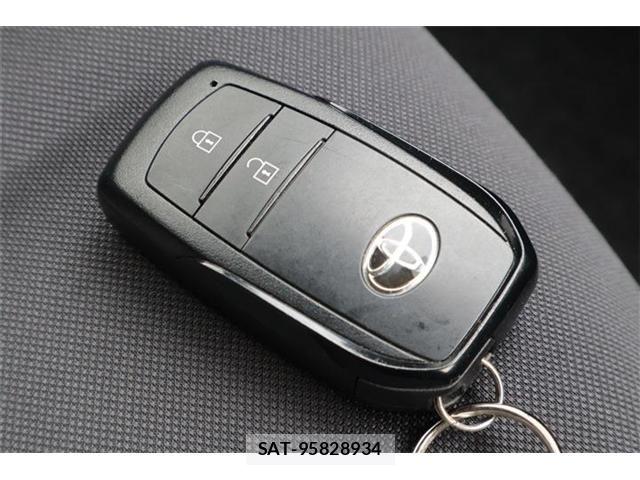 Toyota AQUA 2023-01 8685162-22