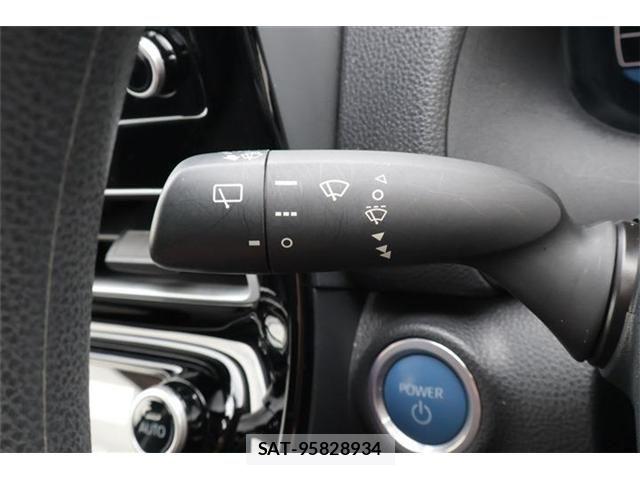 Toyota AQUA 2023-01 8685162-24