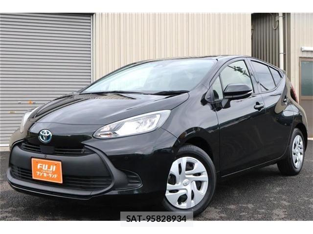 Toyota AQUA 2023-01 8685162-28