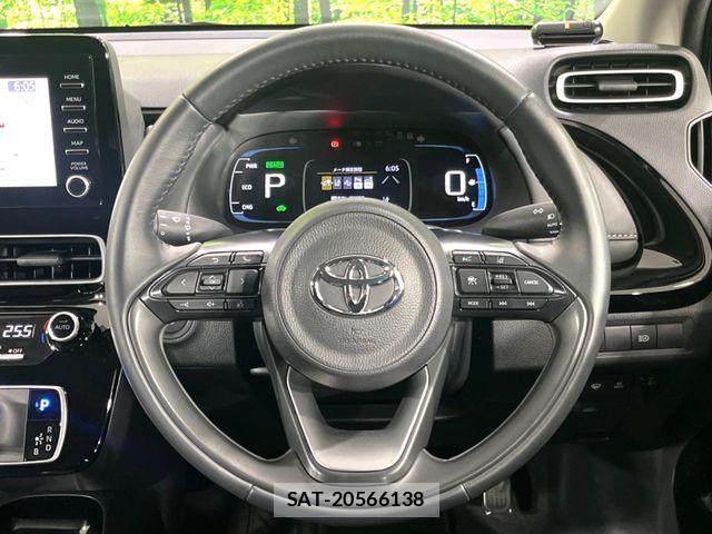 Toyota AQUA 2025-03 8685157-11
