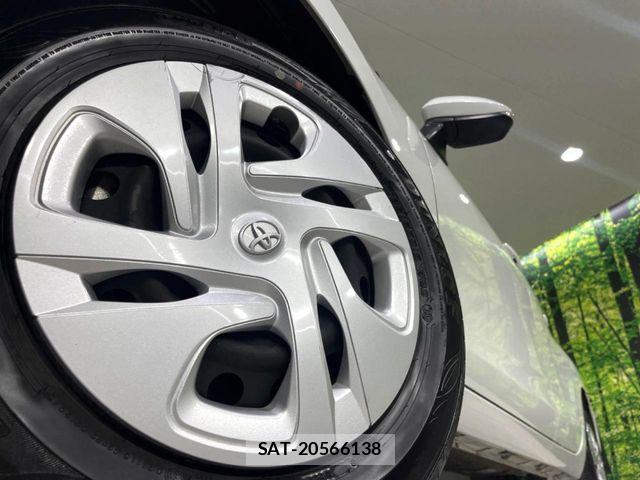 Toyota AQUA 2025-03 8685157-13