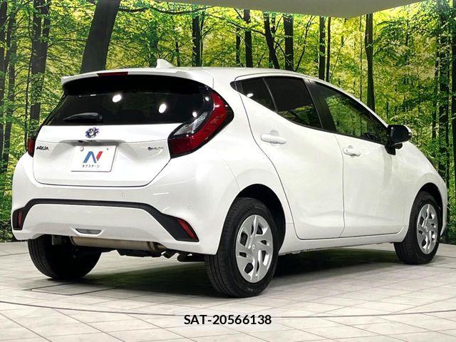 Toyota AQUA 2025-03 8685157-17