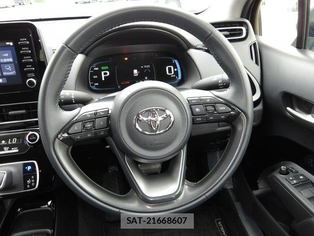 Toyota AQUA 2024-03 8685158-14