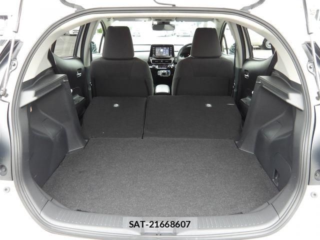Toyota AQUA 2024-03 8685158-20