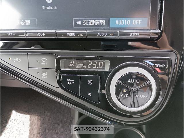 Toyota AQUA 2017-07 8685166-14