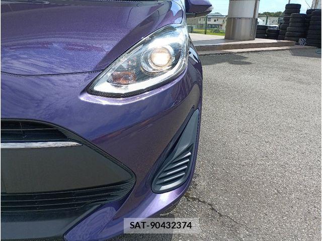 Toyota AQUA 2017-07 8685166-29