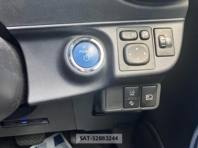 Toyota AQUA 2017-12 8685170-10