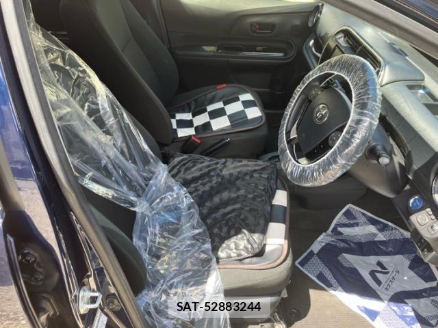Toyota AQUA 2017-12 8685170-19
