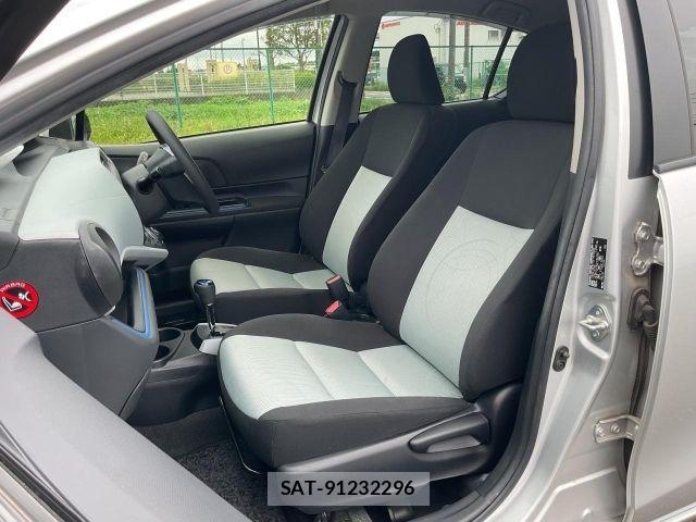 Toyota AQUA 2013-09 8685174-10