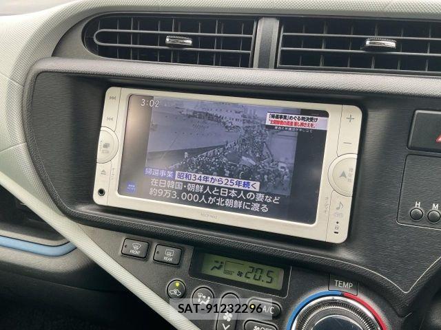 Toyota AQUA 2013-09 8685174-21
