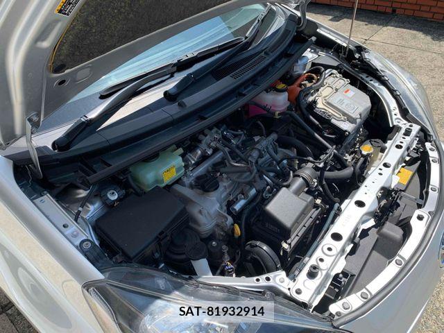 Toyota AQUA 2012-07 8740428-15