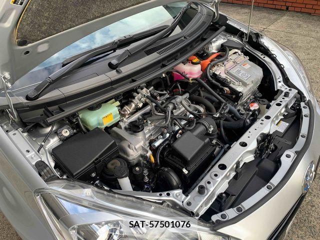 Toyota AQUA 2016-03 8740408-16