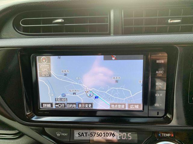 Toyota AQUA 2016-03 8740408-23
