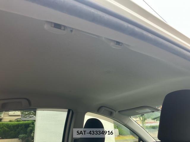 Toyota AQUA 2013-09 8740453-11