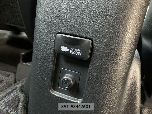 Toyota AQUA 2022-12 8740396-14